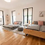 Rotterovka -ski Herlikovice & Bubakov Appartement